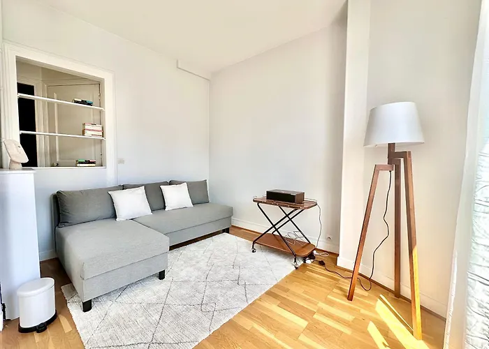Spacious Apartment Near Montparnasse Bausset 6Th